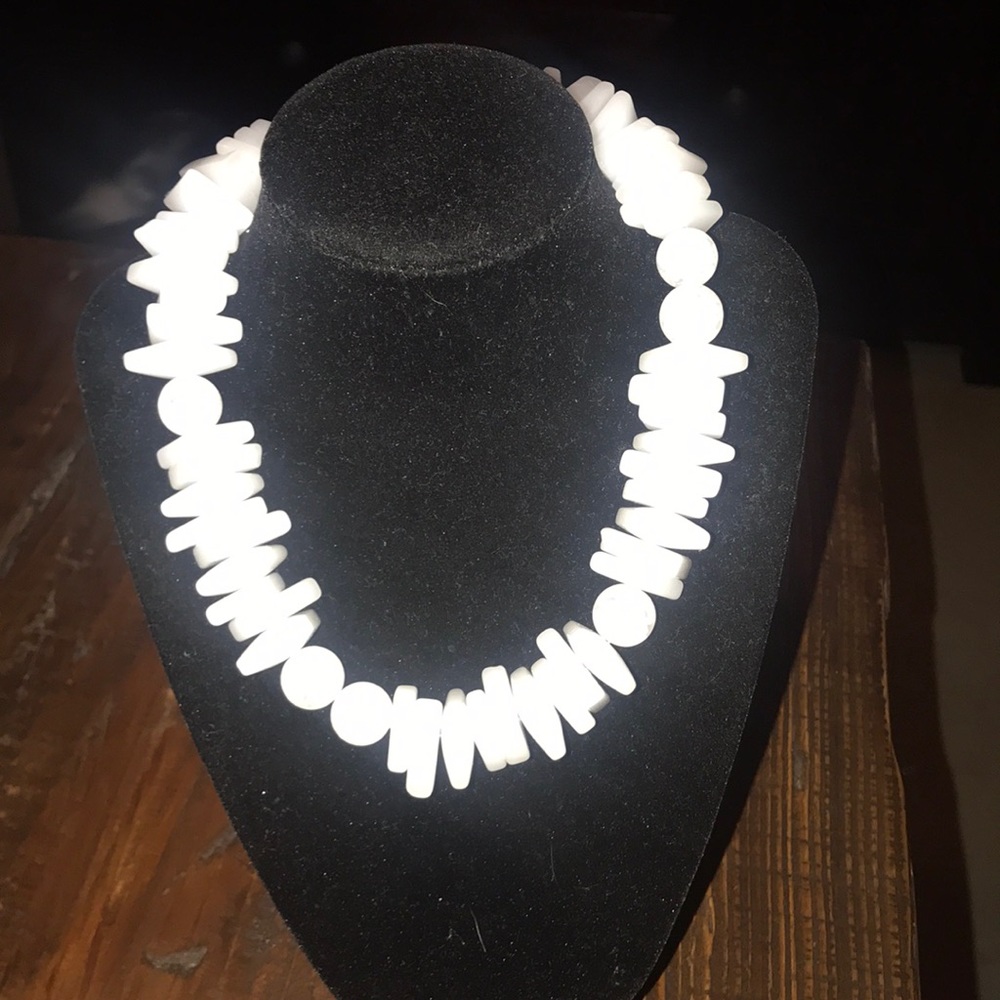 White necklace